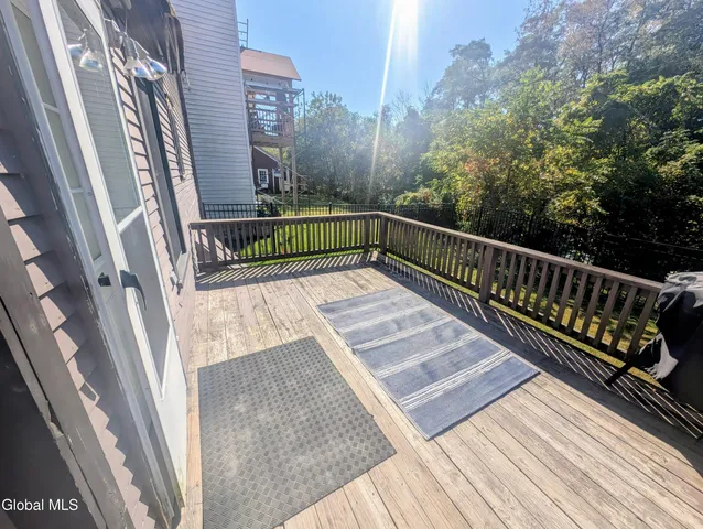 $140,000 | 197 Church Street, Hoosick Falls, NY 12090