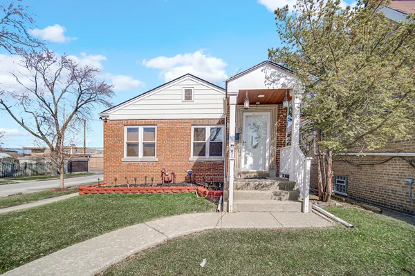 $419,000 | 6056 West Fletcher Street, Chicago, IL 60634