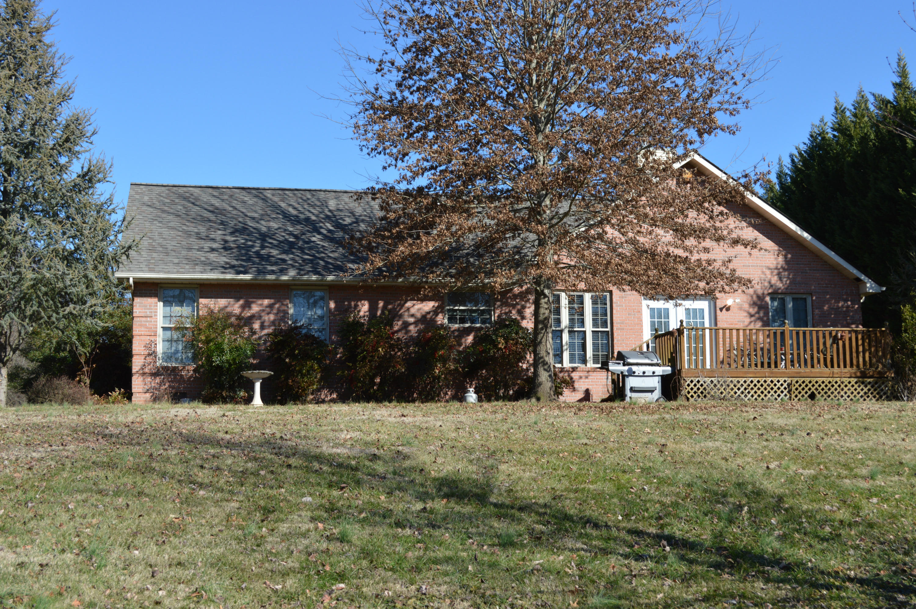 247 Big Bend Road Strawberry Plains, TN 37871 - Photo 4 of 10 Back of House