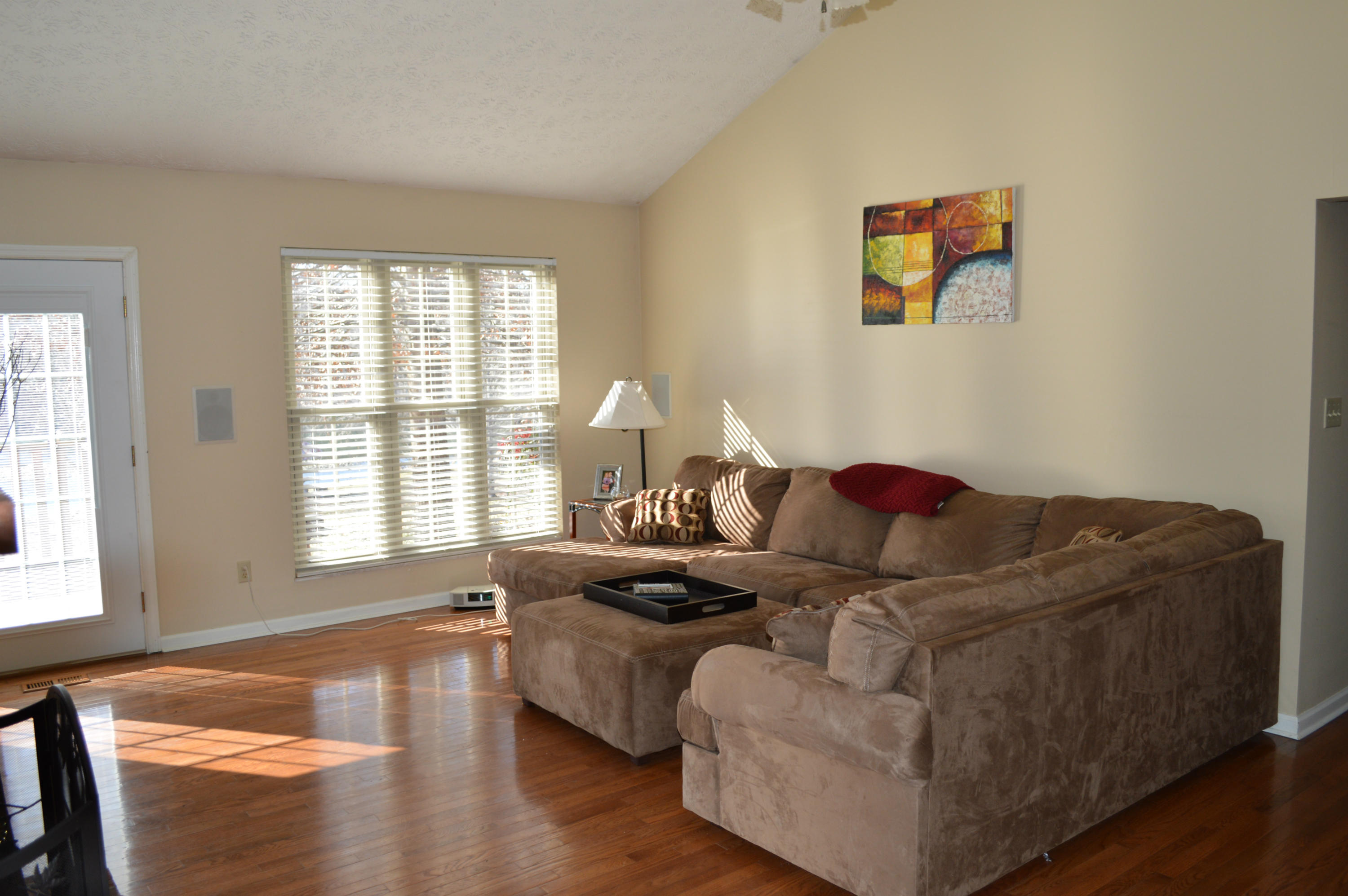 247 Big Bend Road Strawberry Plains, TN 37871 - Photo 8 of 10 Living Room