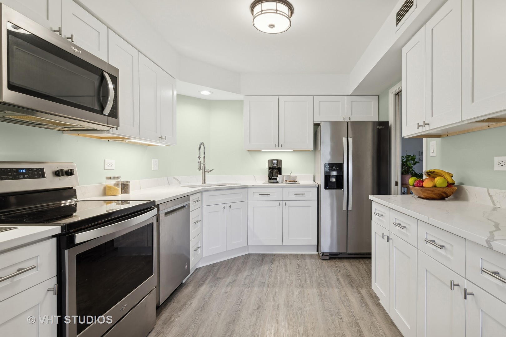 1066 Shermer Road, Unit 33 Northbrook, IL 60062 - Photo 3 of 21 Gallery Image 3