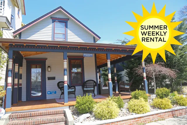 a view of a house with a entrance door
