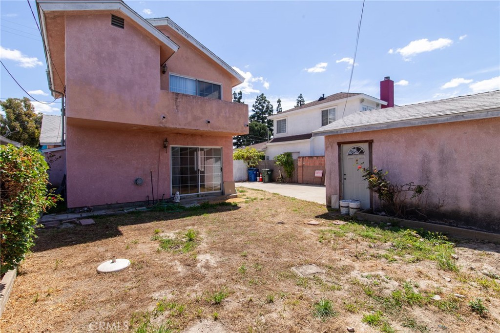 16413 Downey Avenue Paramount, CA 90723 - Photo 35 of 41 Backyard