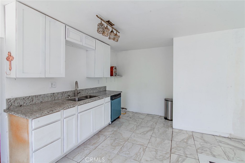 16413 Downey Avenue Paramount, CA 90723 - Photo 10 of 41 Kitchen