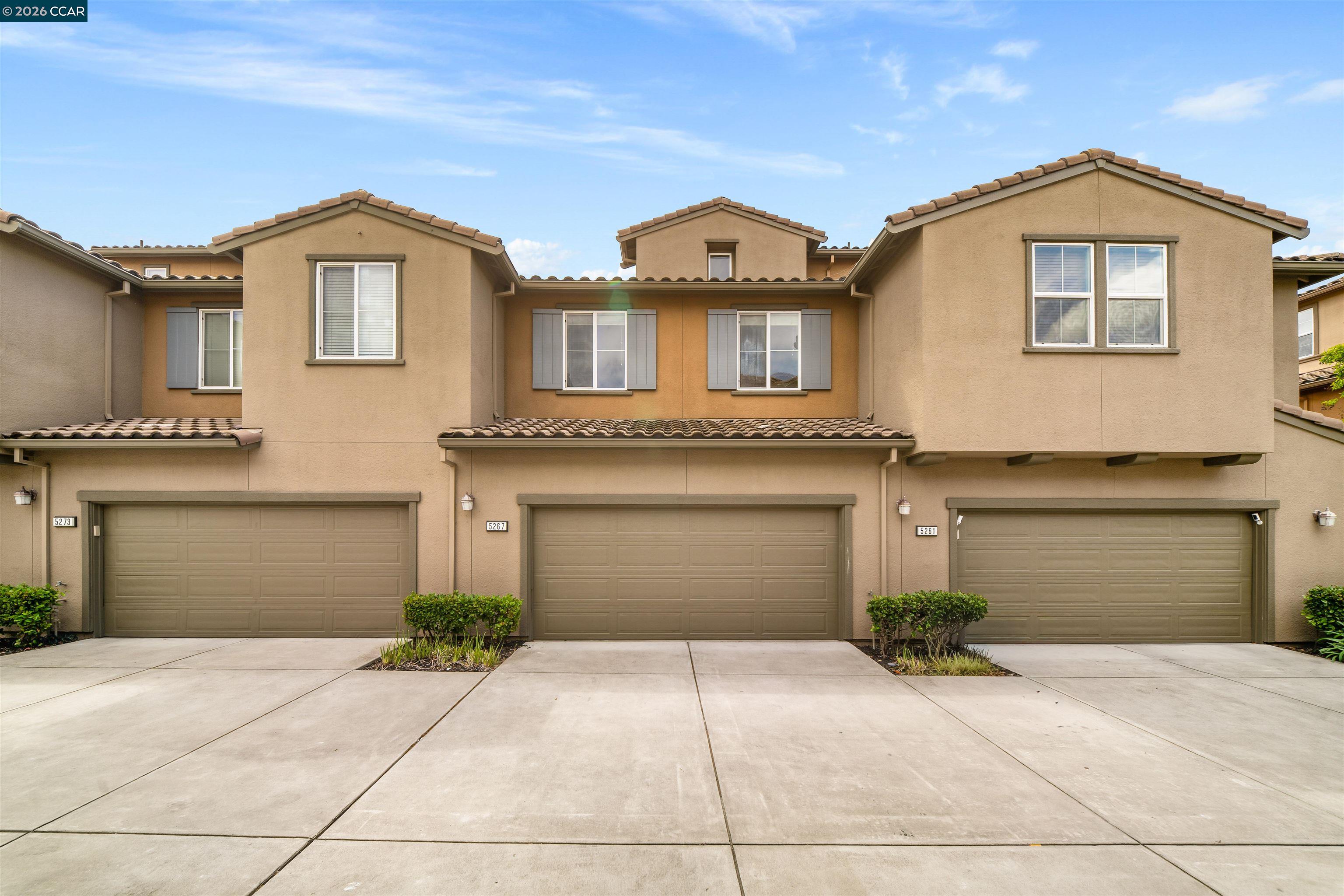 5267 Fioli Loop San Ramon, CA 94582 - Photo 5 of 41