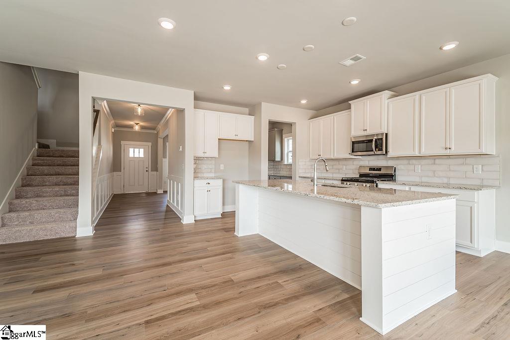 371 Alyssa Lndg Drive Fountain Inn, SC 29644 - Photo 9 of 30