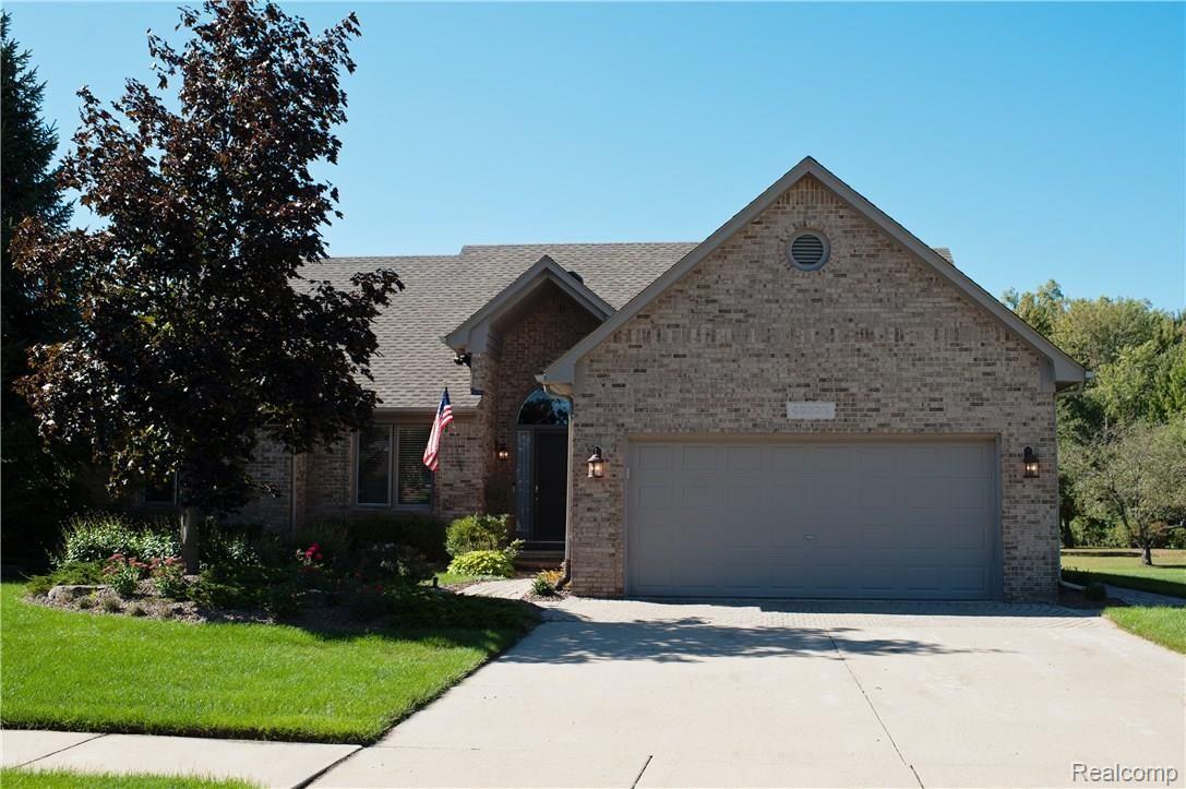 49223 Monte Road New Baltimore, MI 48047 - Photo 1 of 16 1.jpg