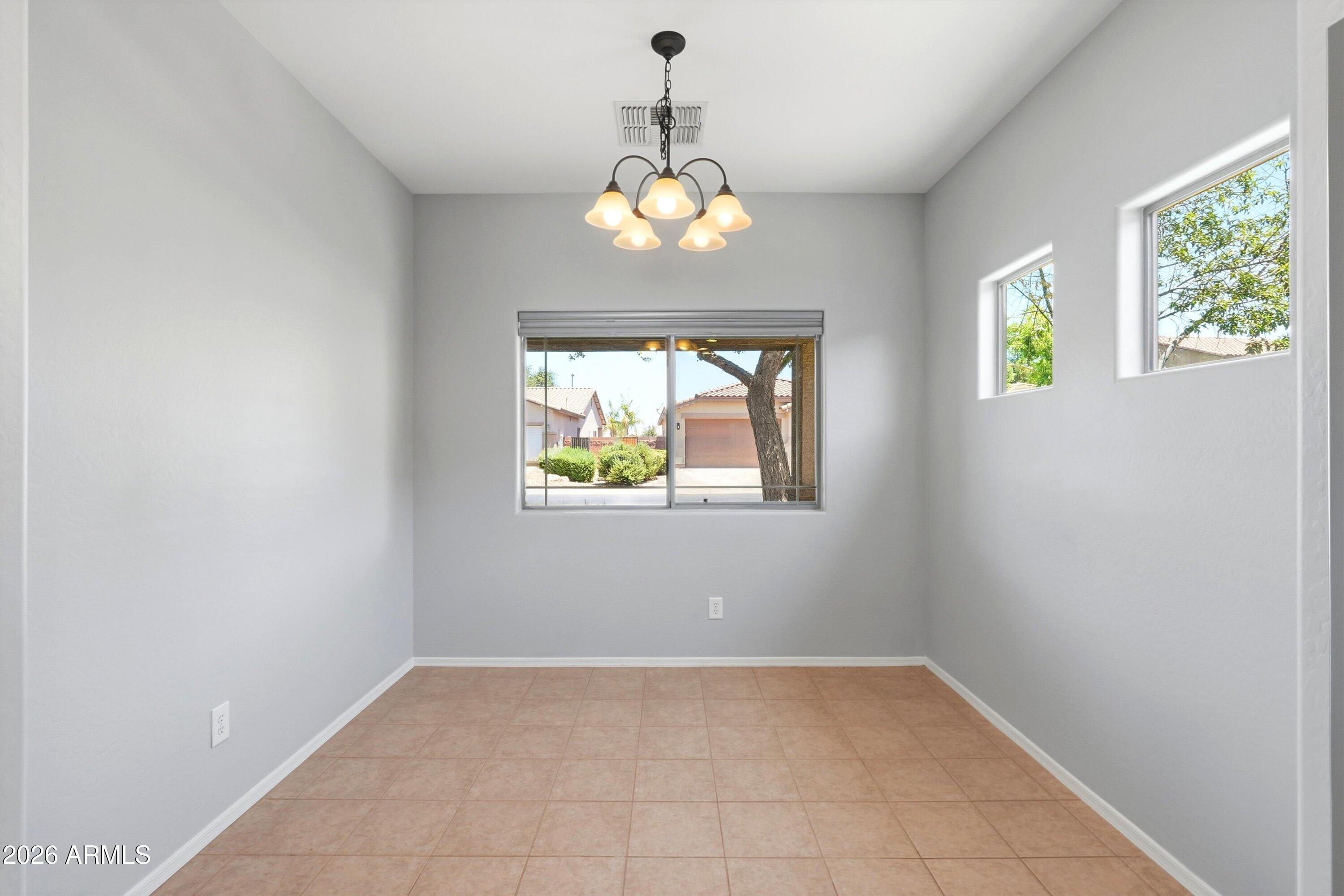 225 West Reeves Avenue Queen Creek, AZ 85140 - Photo 7 of 29 18-DSC06476