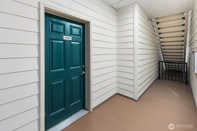 a view of walk in closet