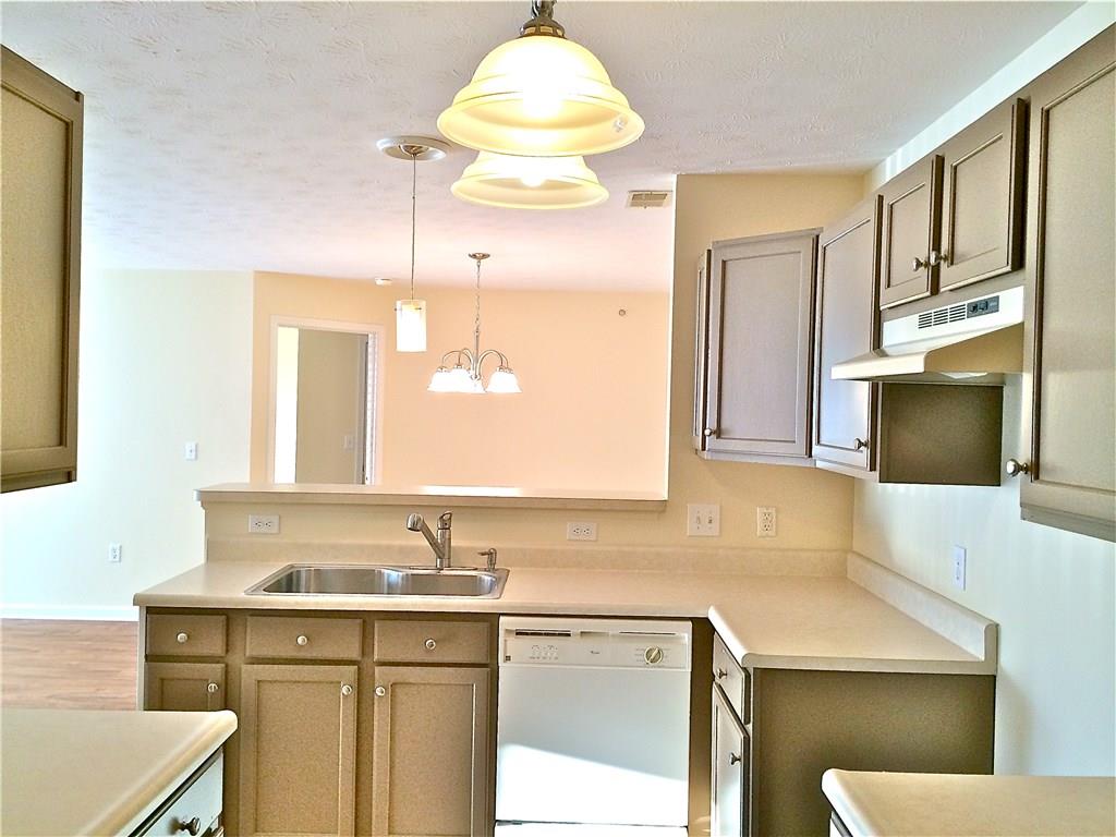 239 Legends Creek Way, Unit 101 Indianapolis, IN 46229 - Photo 11 of 24