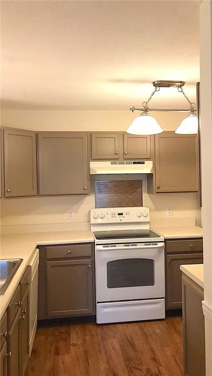 239 Legends Creek Way, Unit 101 Indianapolis, IN 46229 - Photo 8 of 24