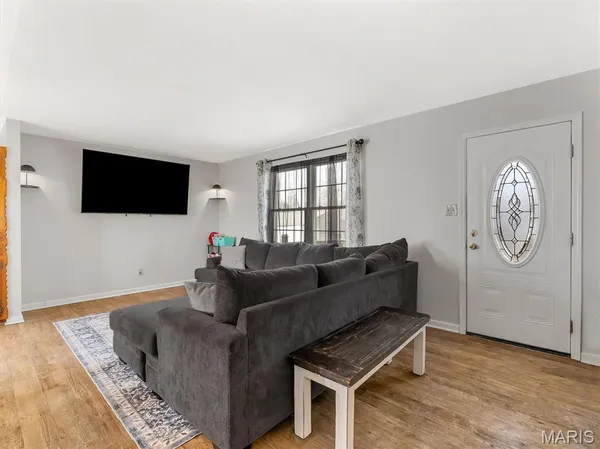 $215,000 | 478 Del Ridge Drive, Sullivan, MO 63080