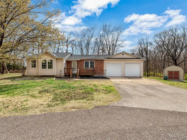 $215,000 | 478 Del Ridge Drive, Sullivan, MO 63080