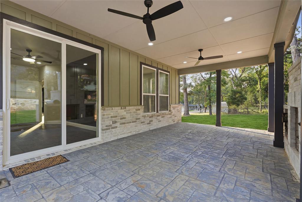 2150 Lakeview Mabank, TX 75156 - Photo 31 of 36 a view of a porch with a floor to ceiling window and an outdoor view