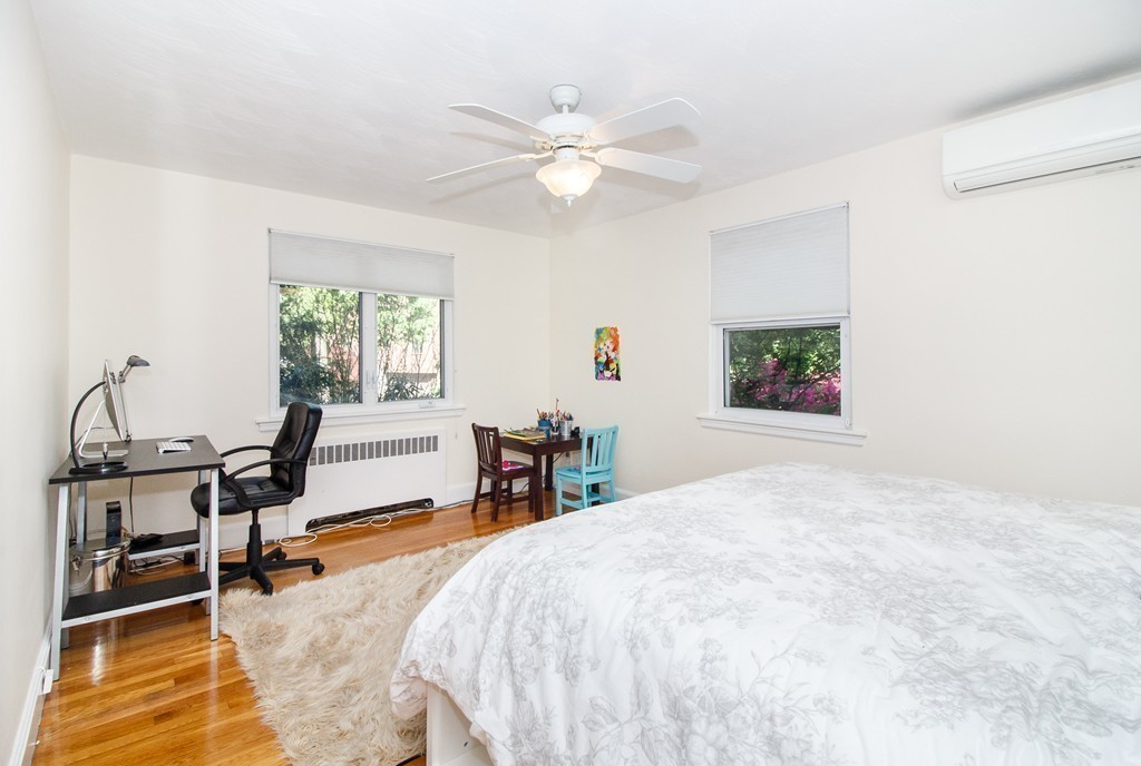 60 Gardner Road, Unit 1 Brookline, MA 02445 - Photo 8 of 13