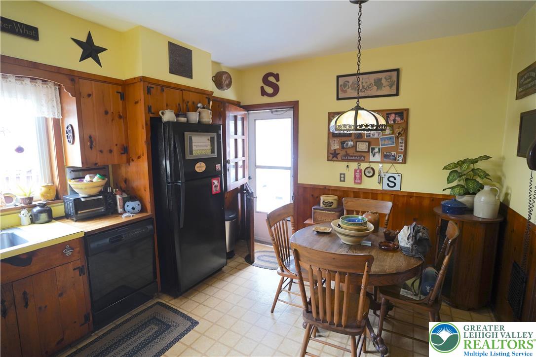 22 Dowell Street Slatington, PA 18080 - Photo 15 of 44