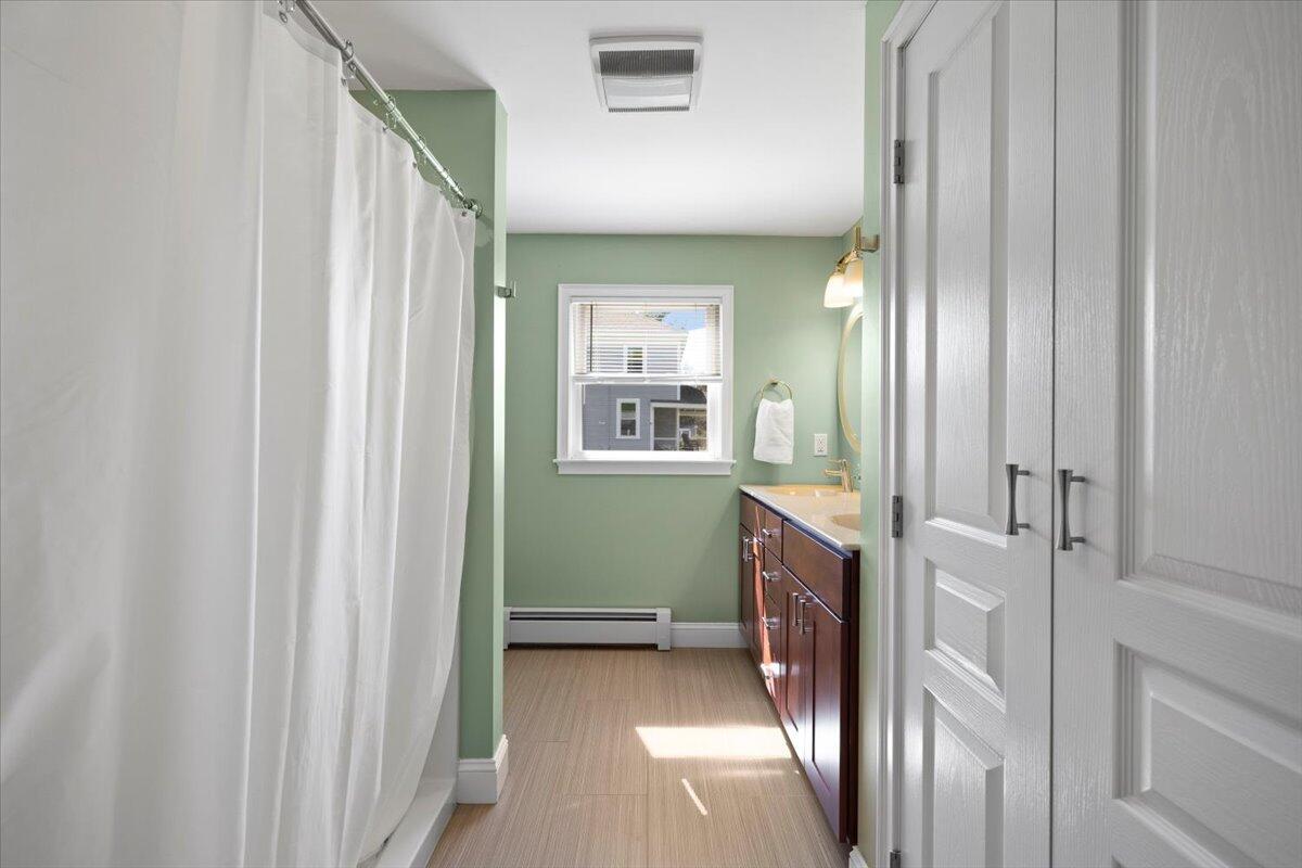 271 Barlows Landing Road Pocasset, MA 02559 - Photo 20 of 39 Primary Ensuite Full Bath