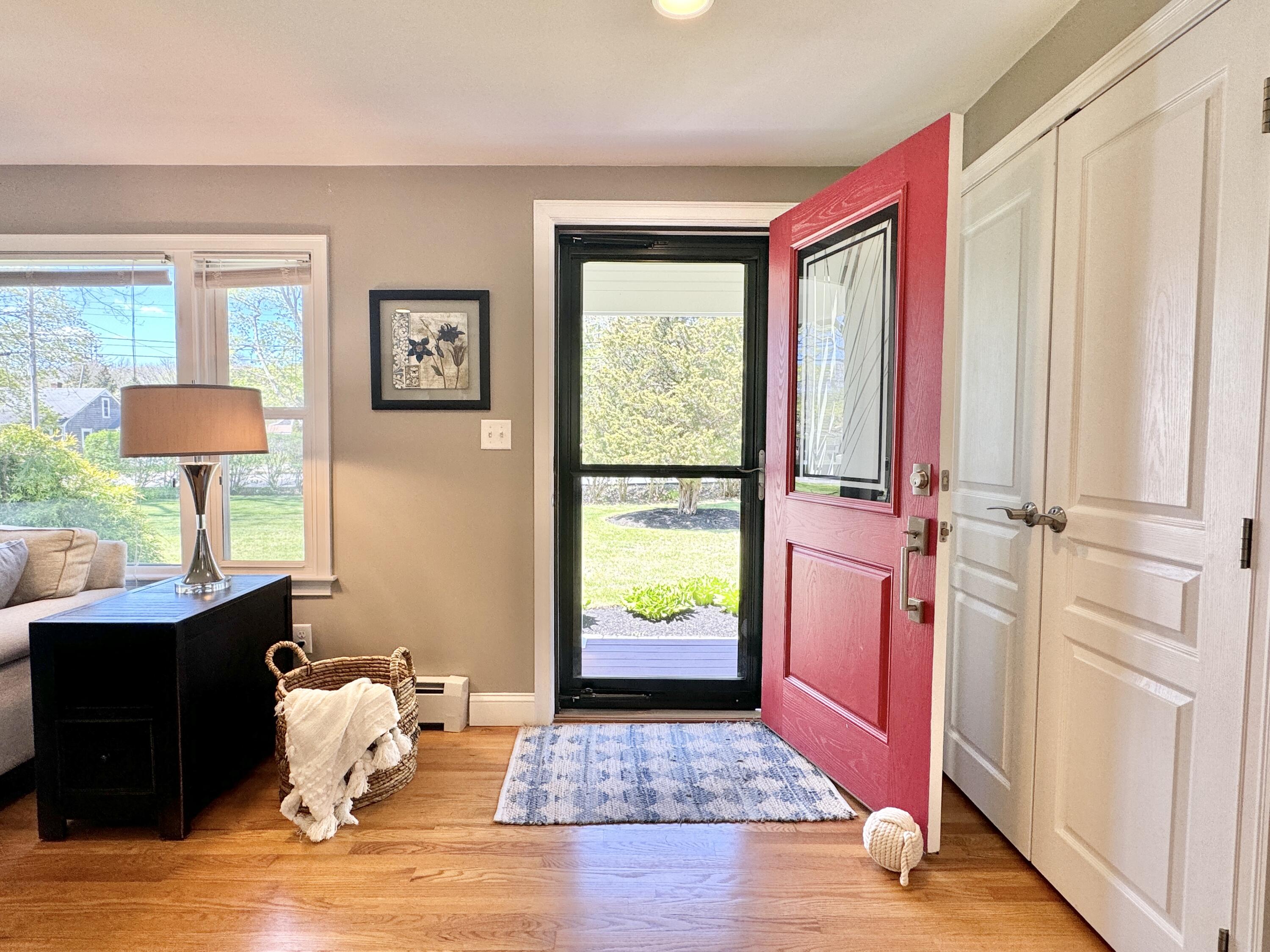 271 Barlows Landing Road Pocasset, MA 02559 - Photo 4 of 39 Entryway