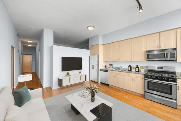 $2,200 | 1720 South Michigan Avenue, Unit 2307, Chicago, IL 60616