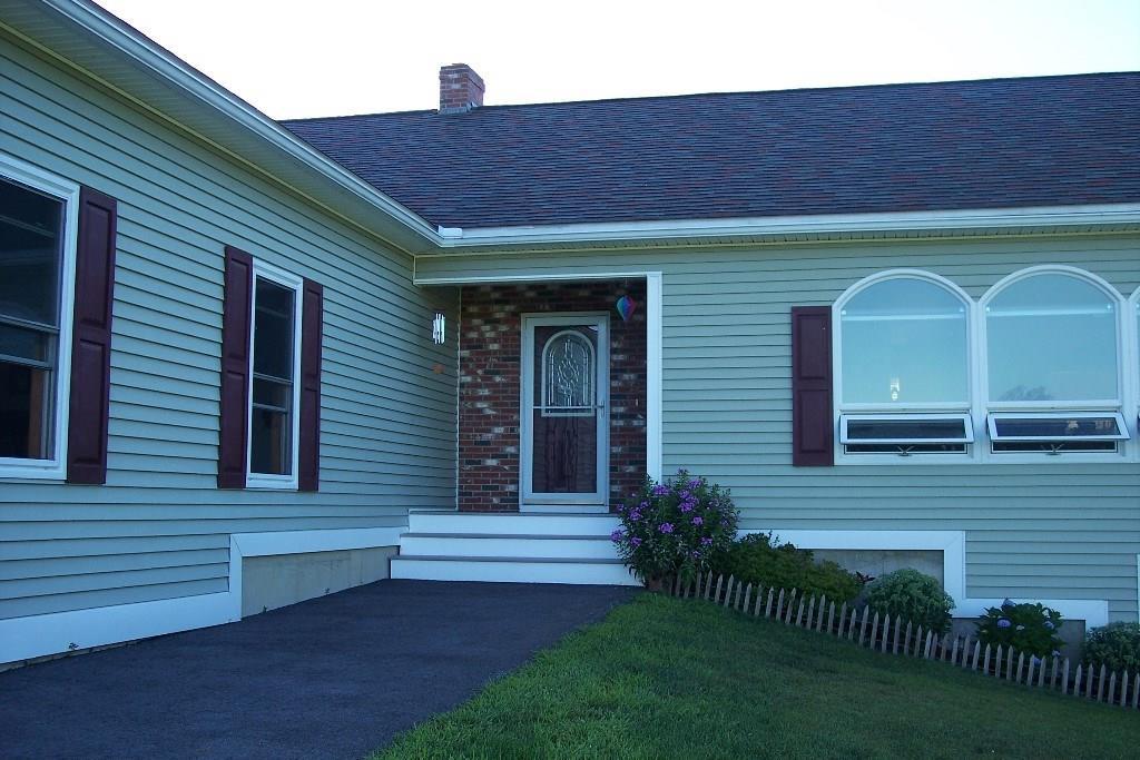 16 Marr's Point Road Wales, ME 04280 - Photo 1 of 32 Front entrance
