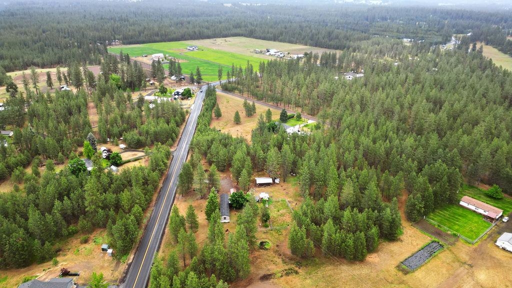 4910 East Chattaroy Road Chattaroy, WA 99003 - Photo 30 of 37 Gallery Image 30