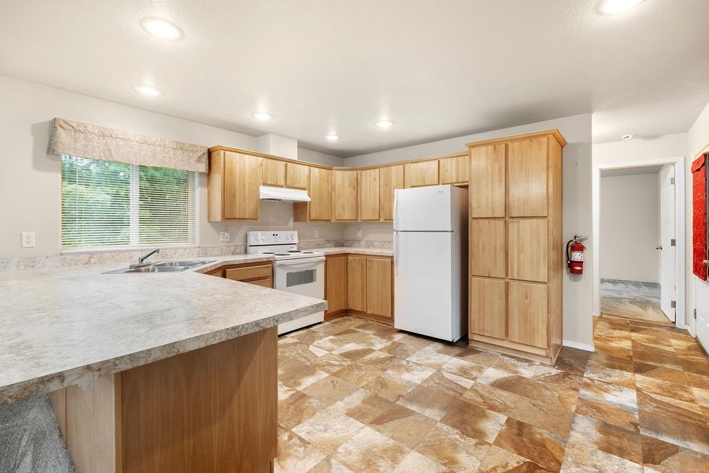 4910 East Chattaroy Road Chattaroy, WA 99003 - Photo 7 of 37 Gallery Image 7