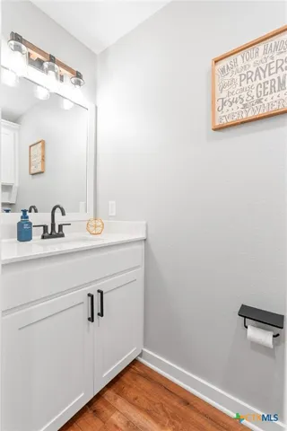 $816,340 | 850 County Road 322, Rockdale, TX 76567