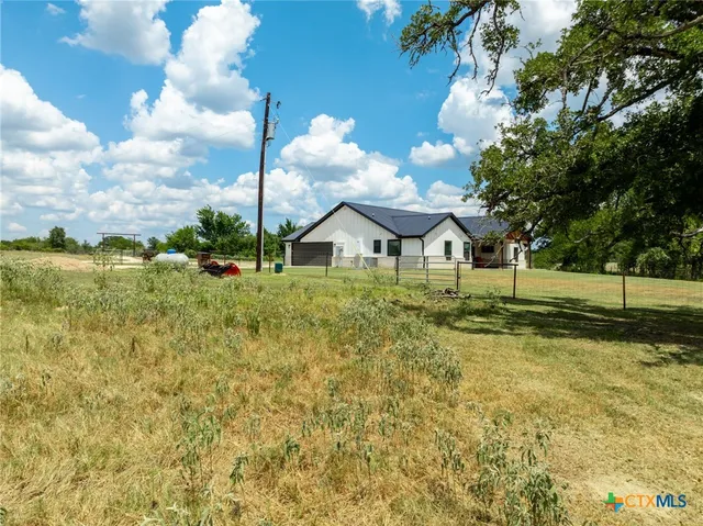 $816,340 | 850 County Road 322, Rockdale, TX 76567
