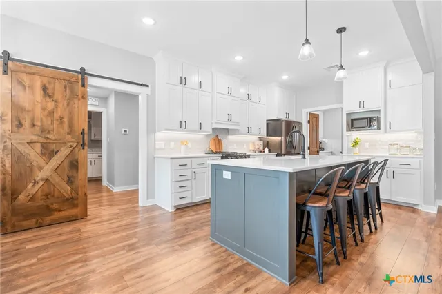 $816,340 | 850 County Road 322, Rockdale, TX 76567