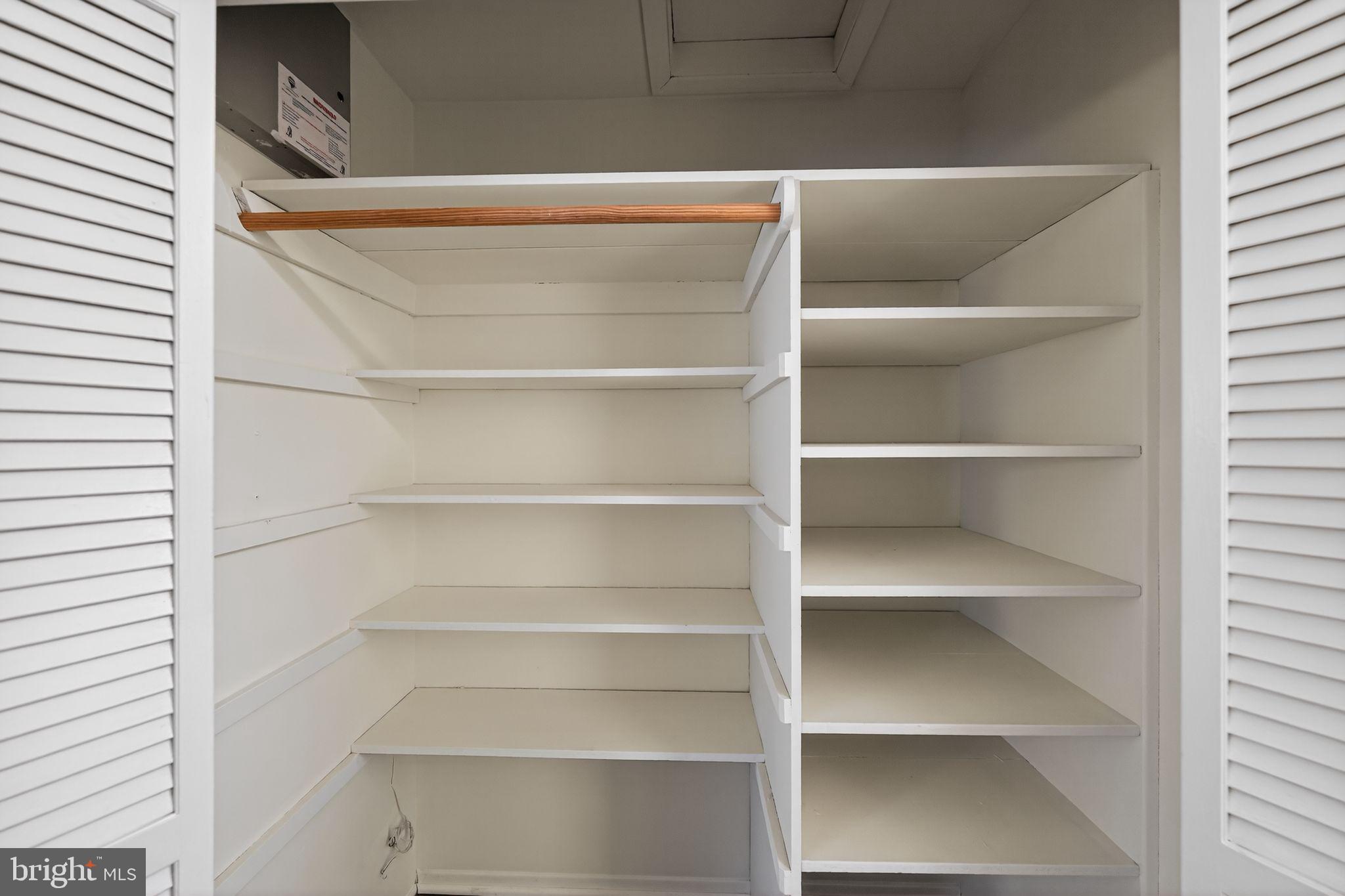 5219 Montgomery Street Springfield, VA 22151 - Photo 15 of 30 Primary Bedroom