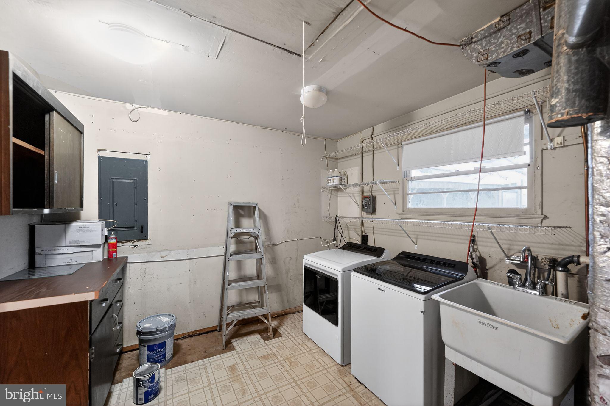 5219 Montgomery Street Springfield, VA 22151 - Photo 21 of 30 Utility room