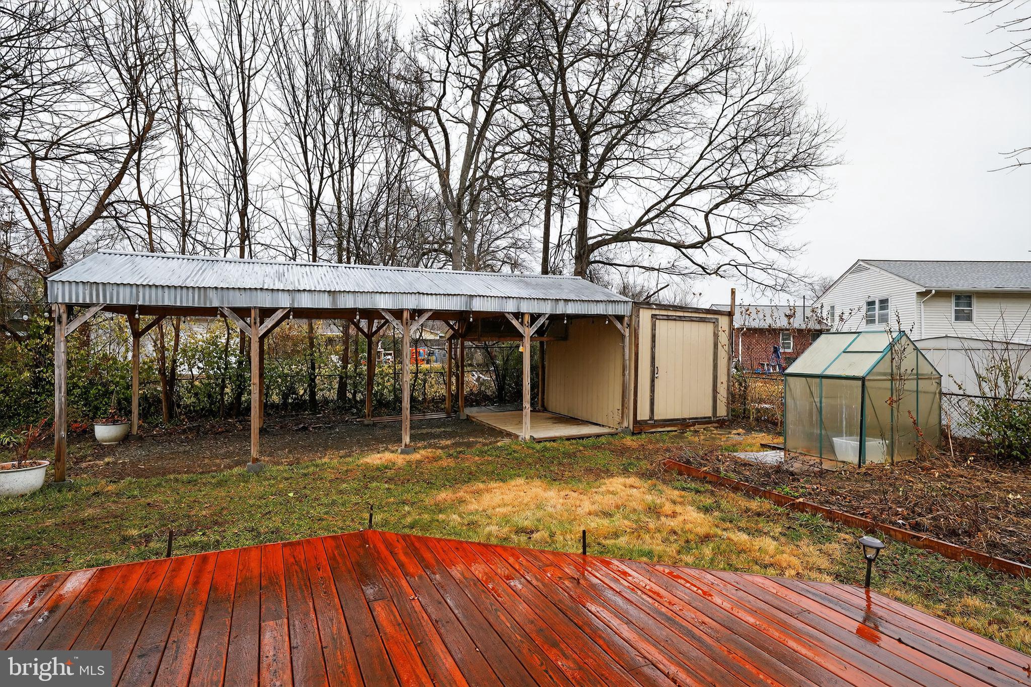 5219 Montgomery Street Springfield, VA 22151 - Photo 24 of 30 Exterior Rear