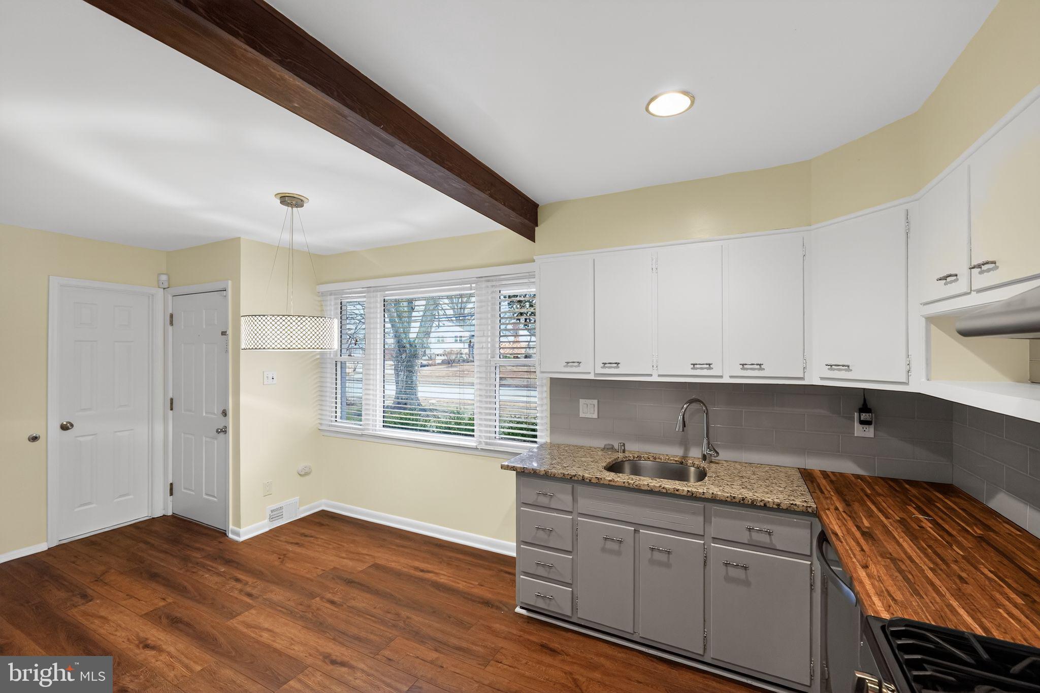 5219 Montgomery Street Springfield, VA 22151 - Photo 4 of 30 Dining/Kitchen Rooms