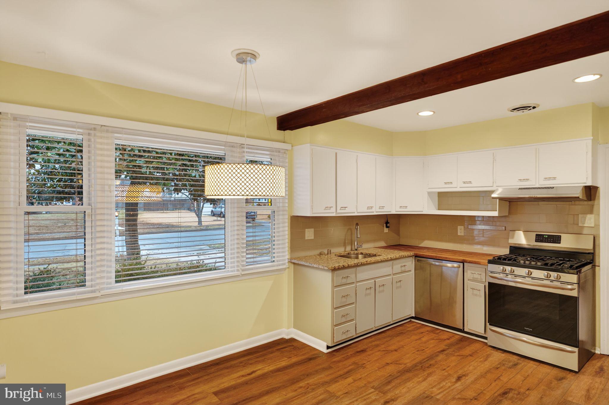 5219 Montgomery Street Springfield, VA 22151 - Photo 5 of 30 Dining/Kitchen Rooms
