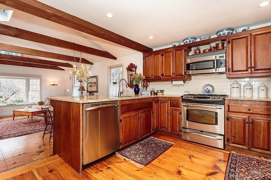 3 Snake Brook Road Wayland, MA 01778 - Photo 8 of 29 Gallery Image 8