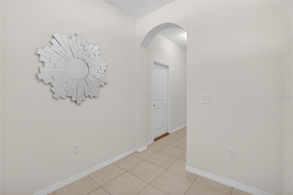 8850 Indigo Trail Loop Riverview, FL 33578 - Photo 8 of 72