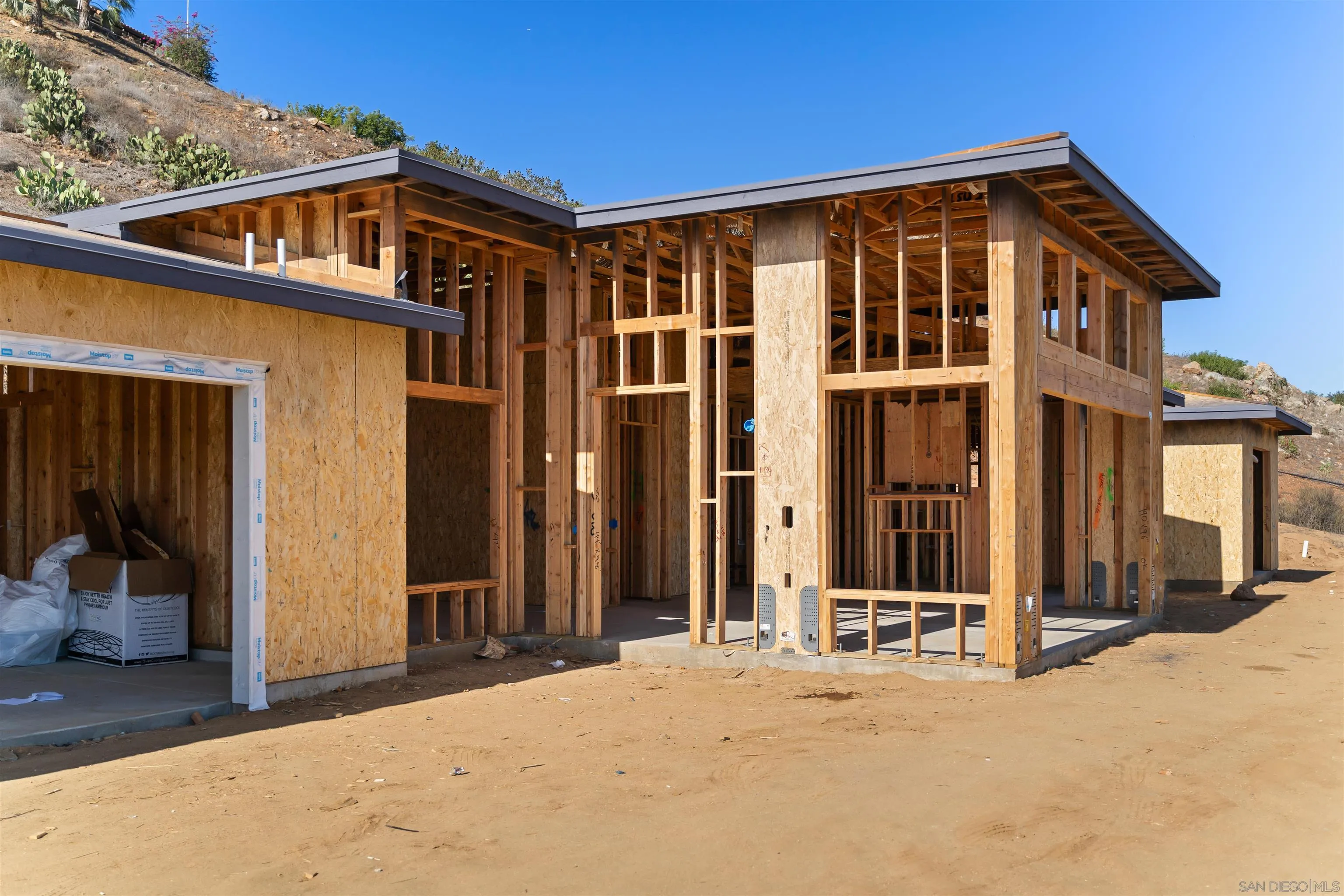 3916 Citrus Drive Fallbrook, CA 92028 - Photo 16 of 36 a front view of a house with a yard