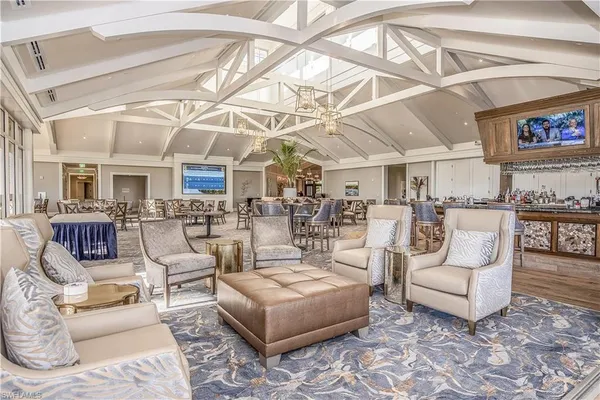 $900,000 | 425 Wildwood Lane, Naples, FL 34105