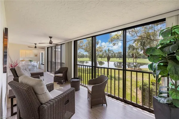 $900,000 | 425 Wildwood Lane, Naples, FL 34105