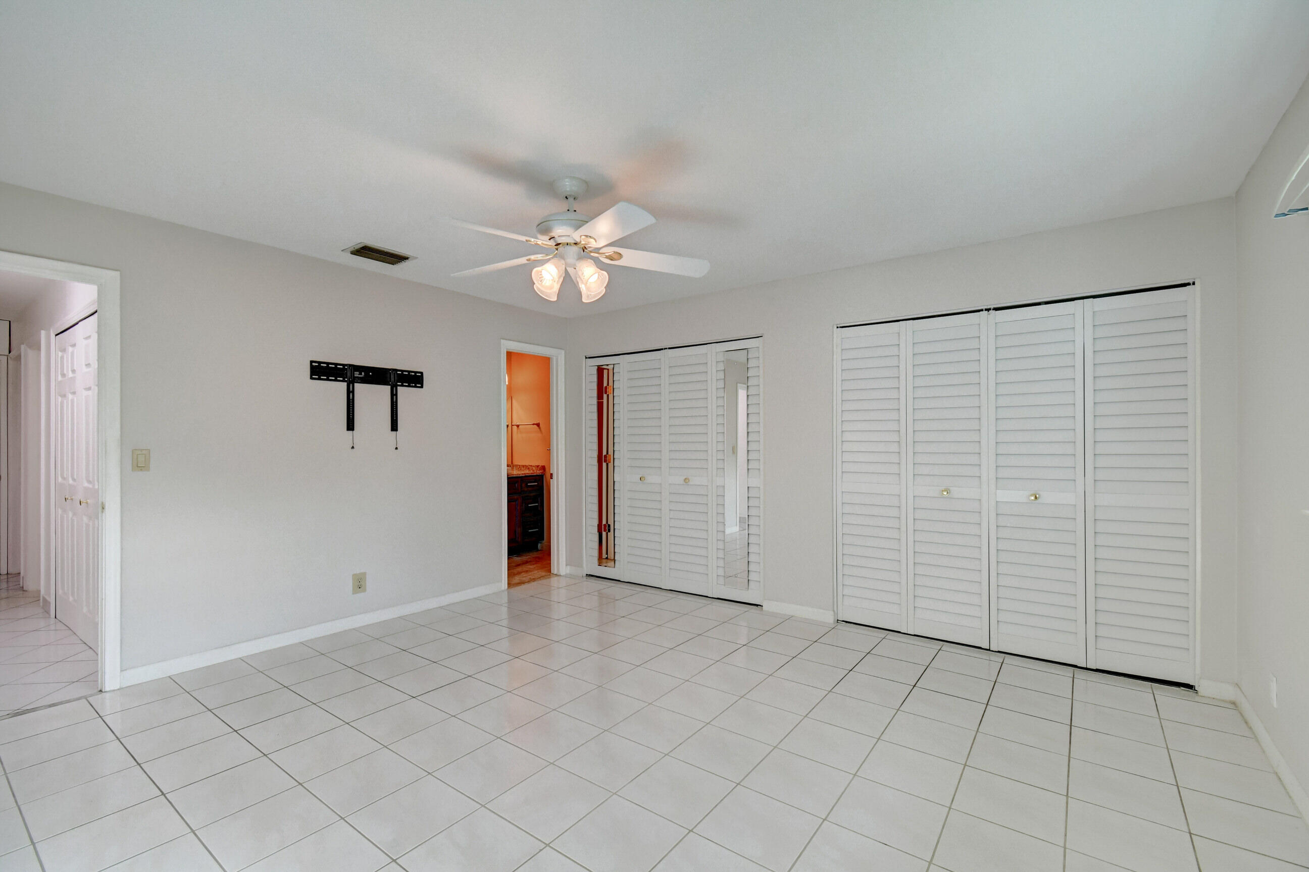 6088 Dusenburg Road Delray Beach, FL 33484 - Photo 20 of 40 Primary Bedroom