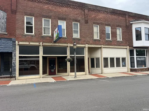 $179,000 | 32 South Center Street, Flora, IN 46929