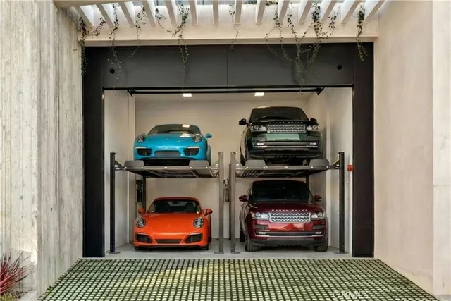 $6,995,000 | 840 Gainsborough Drive, Laguna Beach, CA 92651