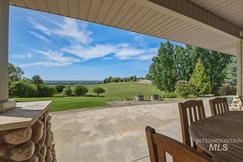 $999,900 | 9547 West Golden View Drive, Star, ID 83669