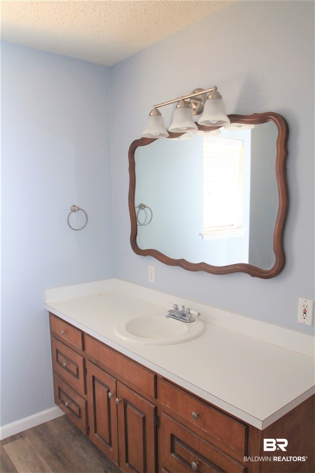 137 Michael Loop Daphne, AL 36526 - Photo 16 of 29 Master Bath