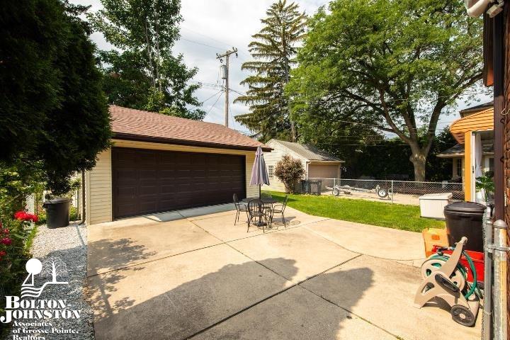 311 Merriweather Road Grosse Pointe Farms, MI 48236 - Photo 41 of 49