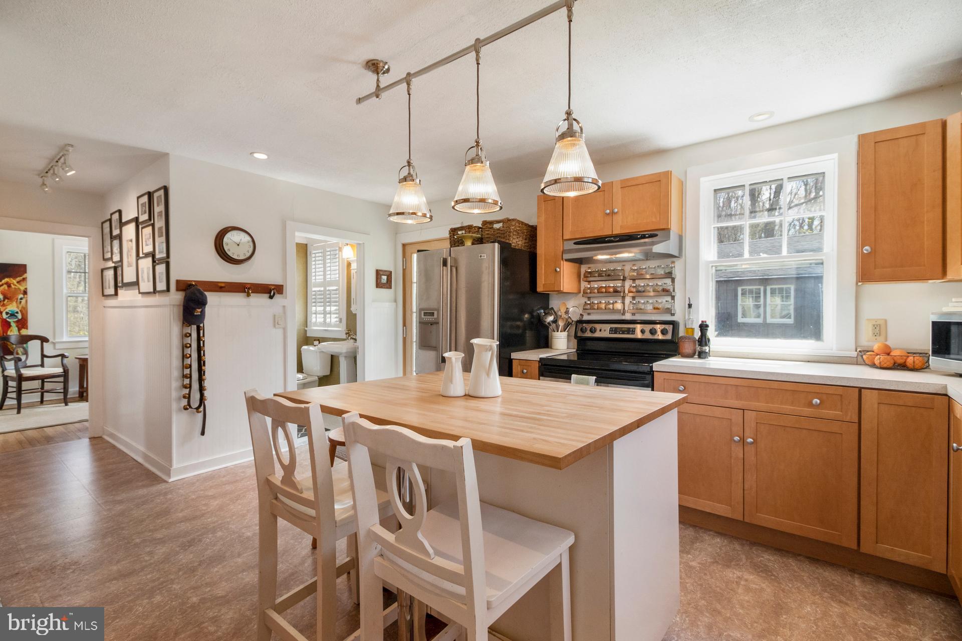 15 Carson Road Princeton, NJ 08540 - Photo 4 of 30 Kitchen - Main House
