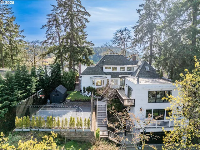 $4,995,000 | 852 North Shr Road, Lake Oswego, OR 97034