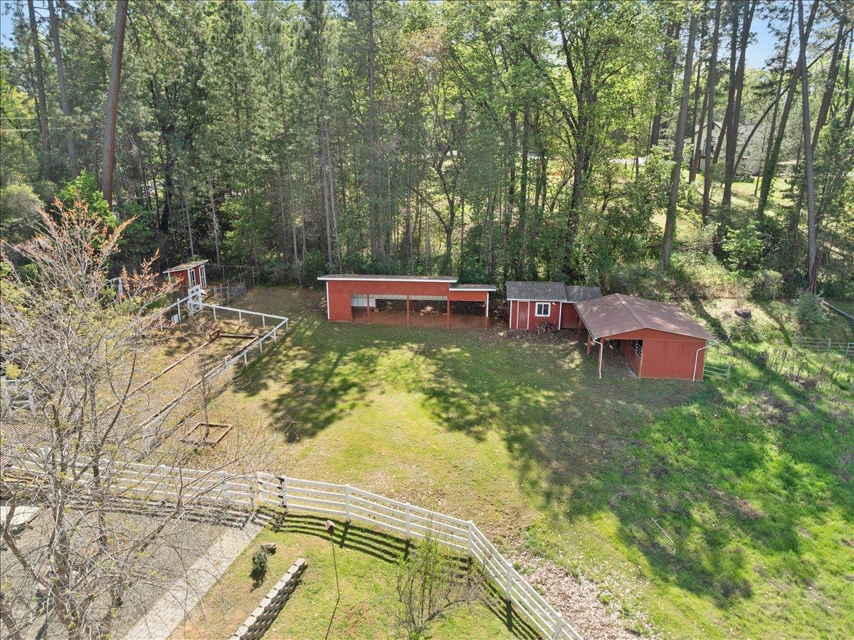 27769 Table Meadow Road Auburn, CA 95602 - Photo 33 of 43 a view of a swimming pool with a patio and a yard
