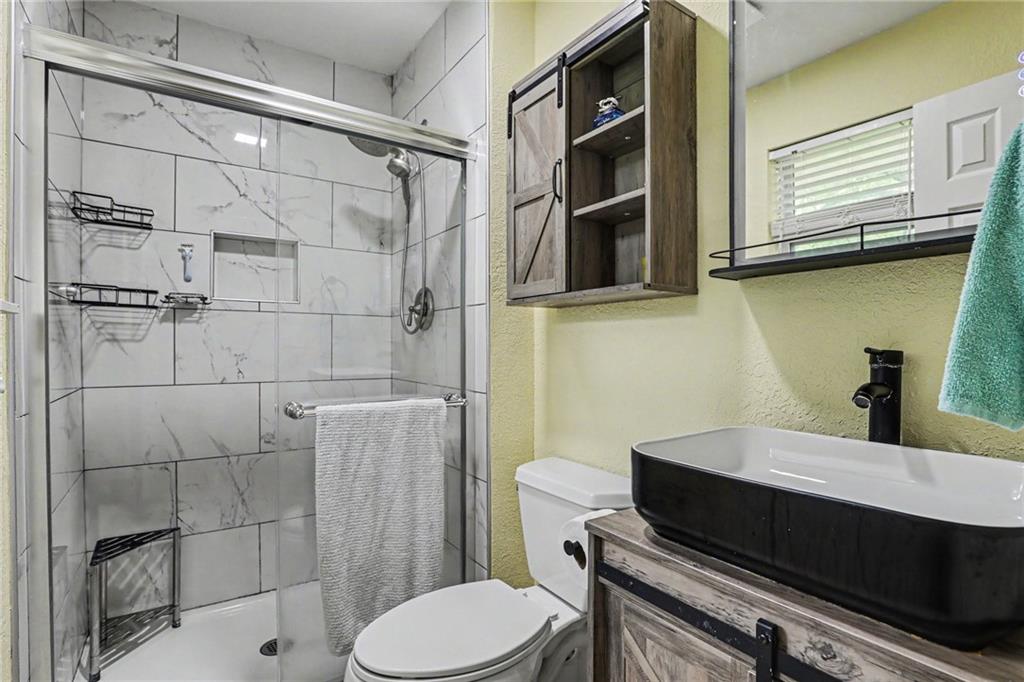 14308 Raymond Road Kearney, MO 64060 - Photo 13 of 29