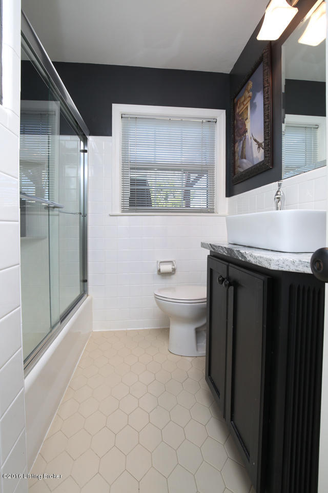 4533 Fox Run Road Louisville, KY 40207 - Photo 19 of 41 Cool Vanity Sink